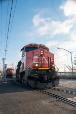 CN 2327